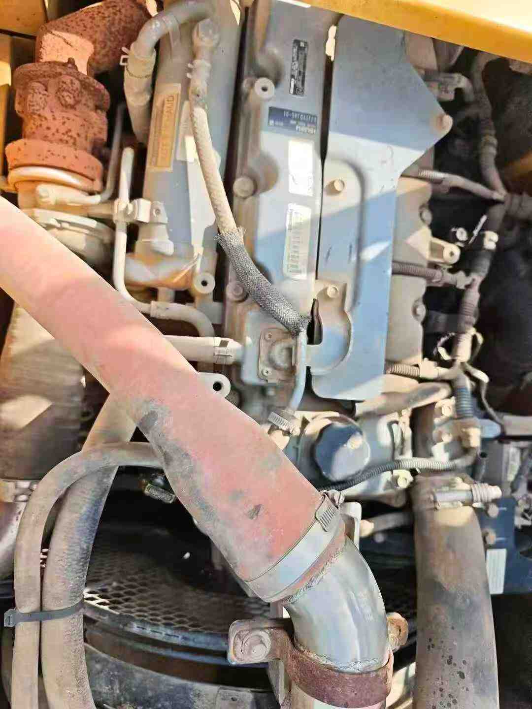 Buy Sany SY125C Used Excavator / 8 Buy Sany SY125C Used Excavator / 8