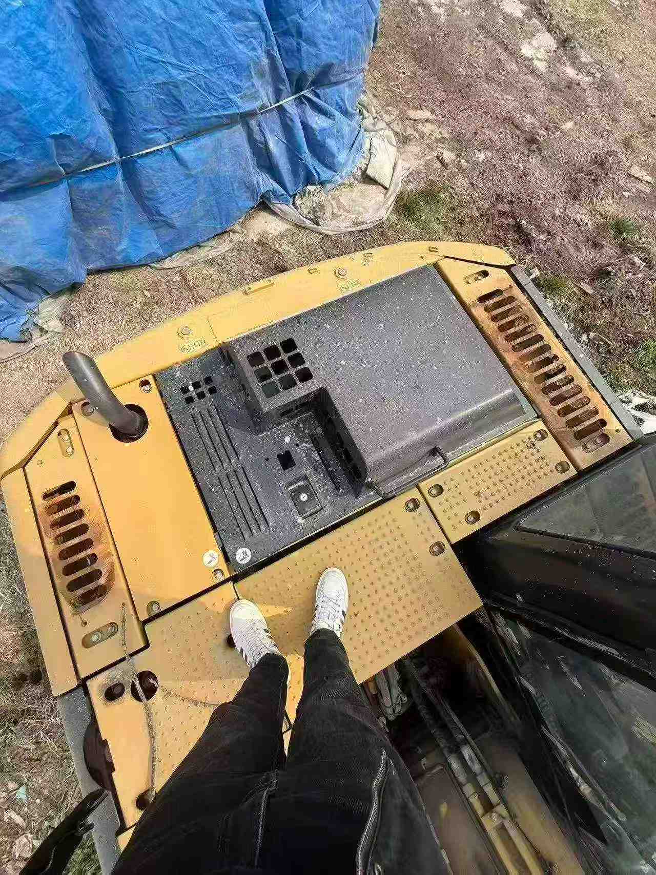 Buy Caterpillar 313D Used Excavator / 4