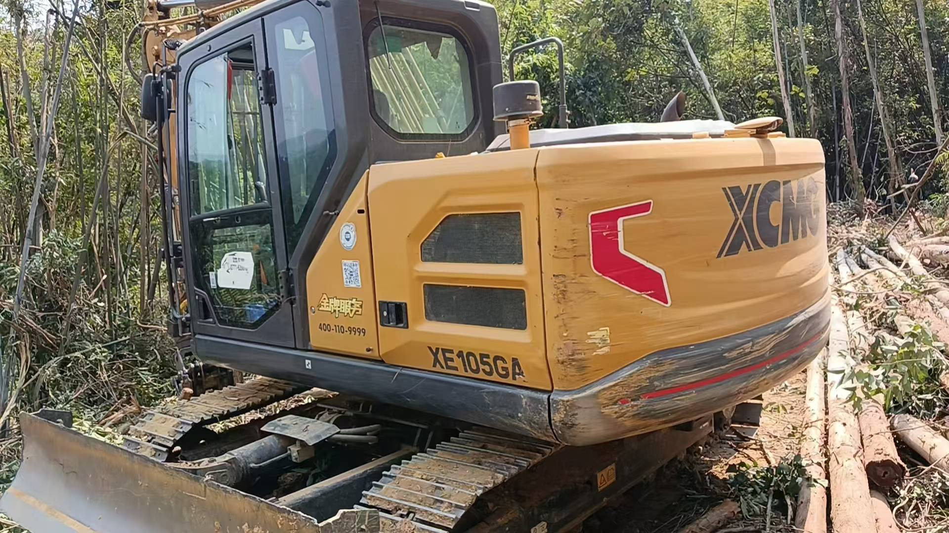 Compre Escavadeira XCMG XE105GA Usada / 3 Compre Escavadeira XCMG XE105GA Usada / 3