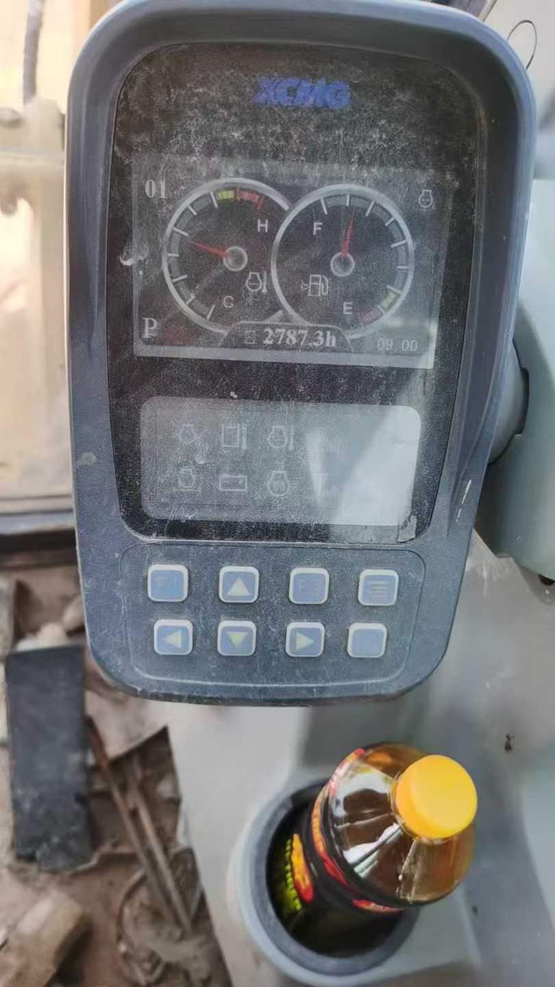 Buy XCMG XE60 Used Excavator / 4 Buy XCMG XE60 Used Excavator / 4