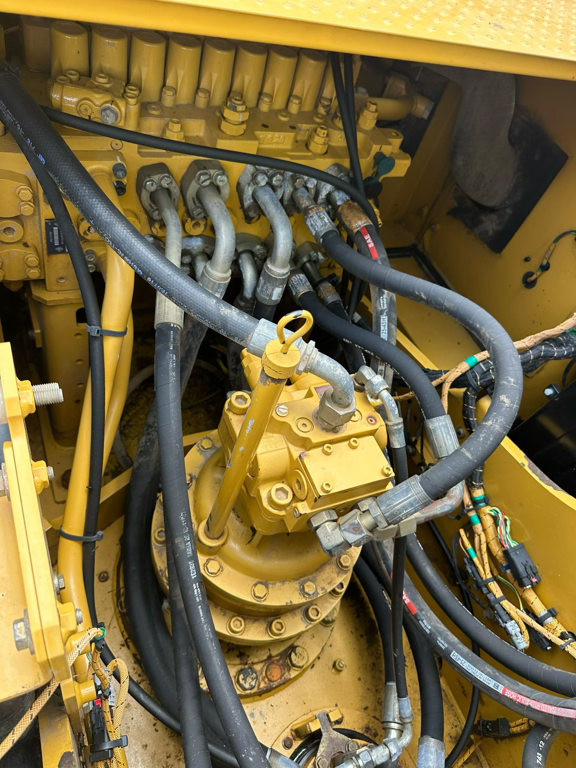 Buy Caterpillar 320GC Used Excavator / 3