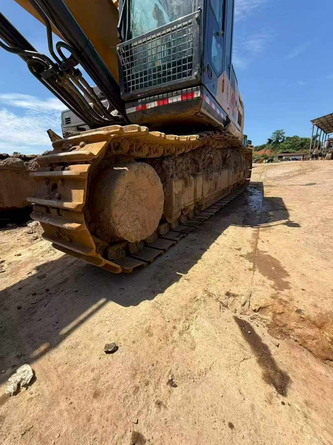 Buy XCMG XE490DK Used Excavator / 4 Buy XCMG XE490DK Used Excavator / 4
