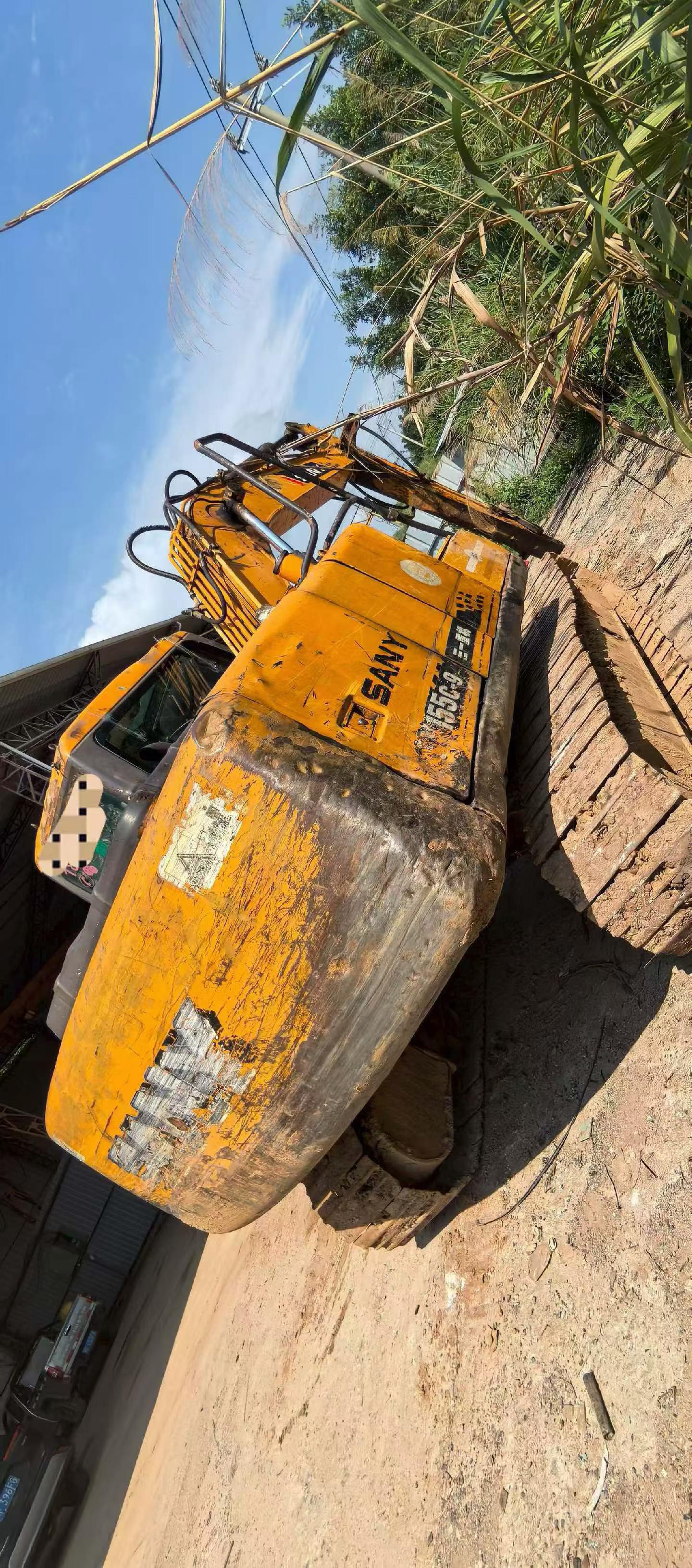 Buy Sany SY135 Used Excavator / 3 Buy Sany SY135 Used Excavator / 3