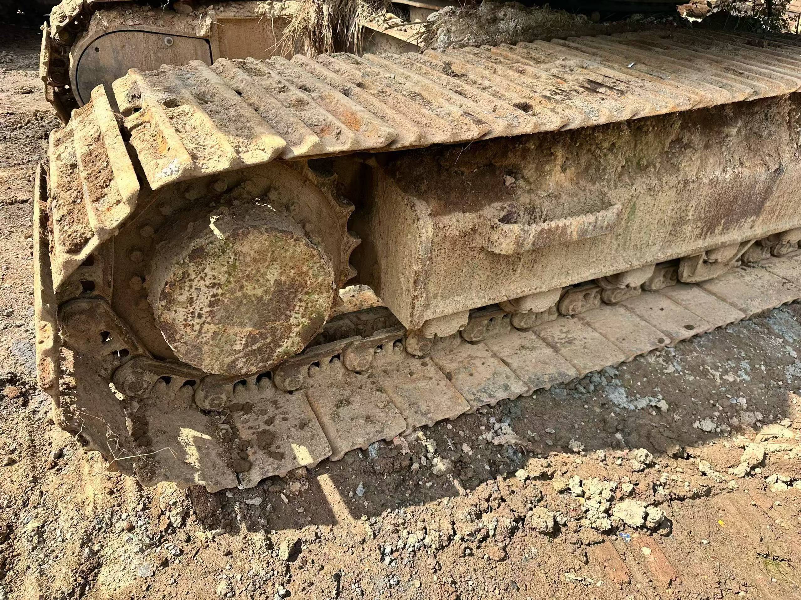 Buy Hyundai R150-7 Used Excavator / 8 Buy Hyundai R150-7 Used Excavator / 8
