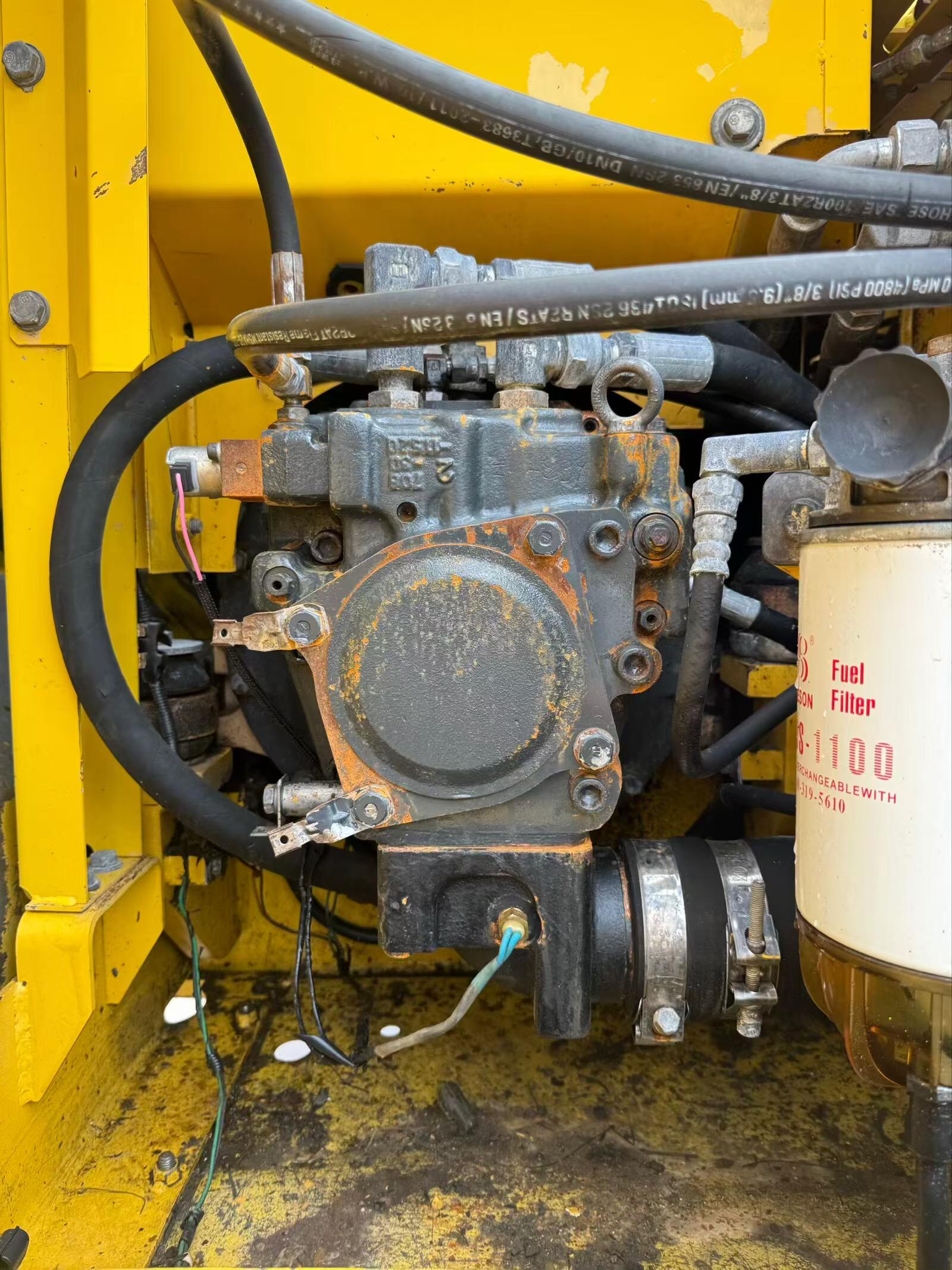 Buy Komatsu PC130-8 Used Excavator / 7