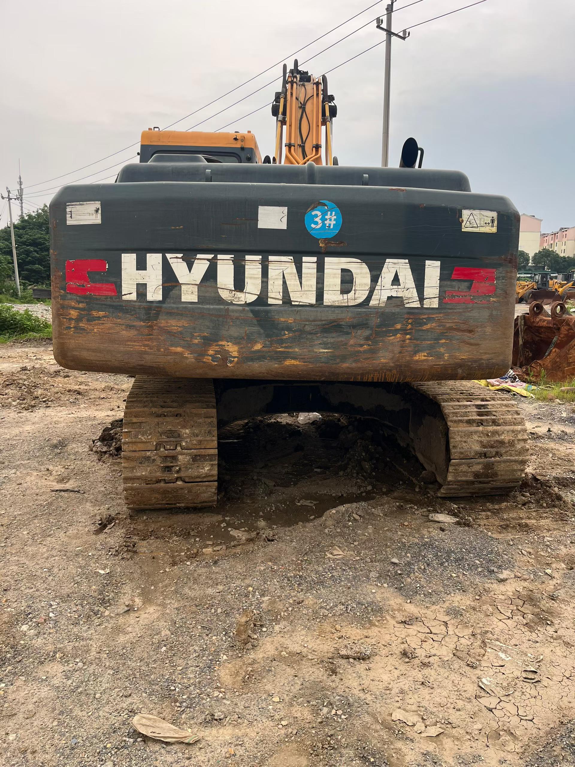 Buy Hyundai R215VS Used Excavator / 5 Buy Hyundai R215VS Used Excavator / 5
