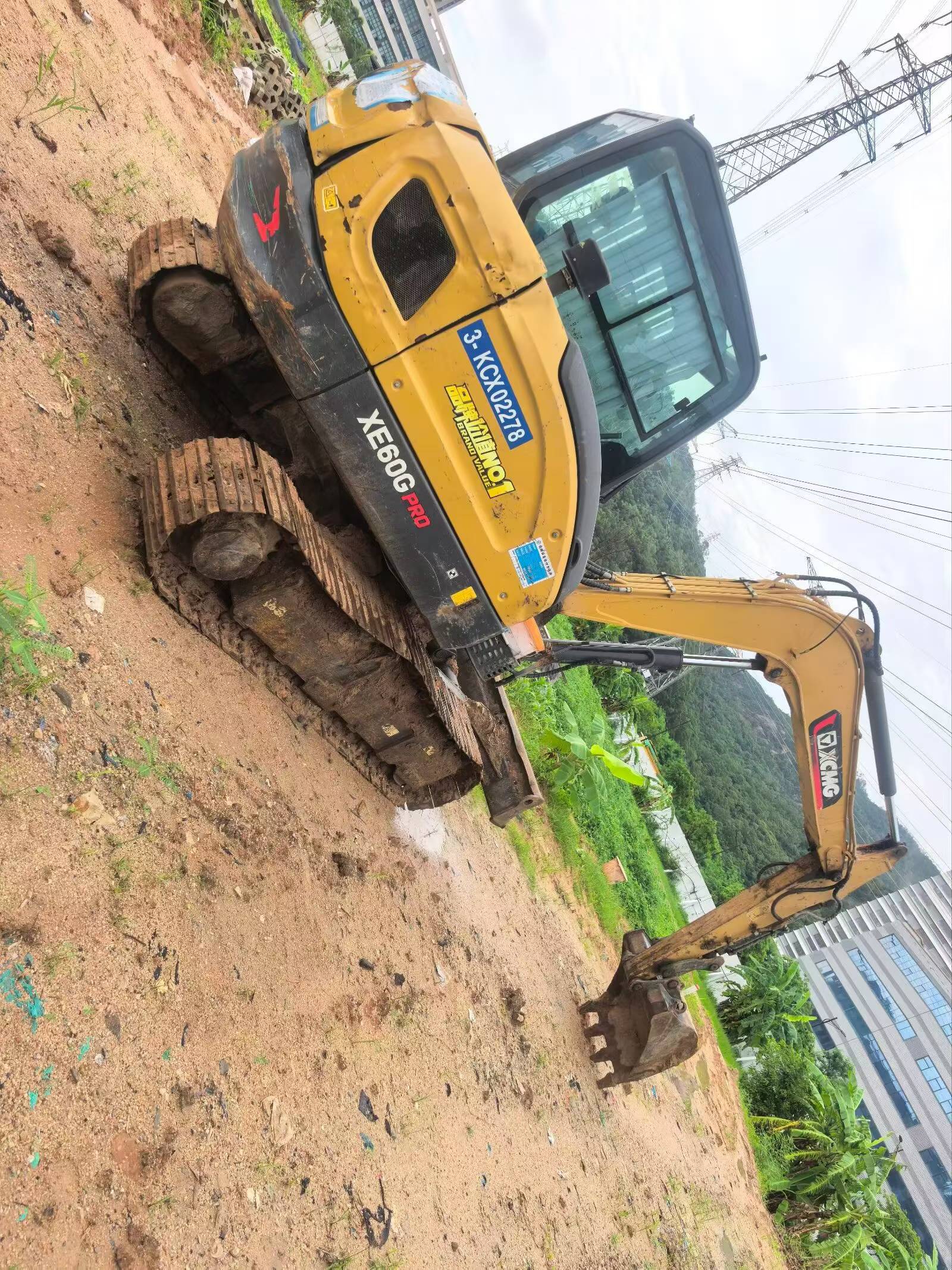 Buy XCMG XE60 Used Excavator / 2 Buy XCMG XE60 Used Excavator / 2