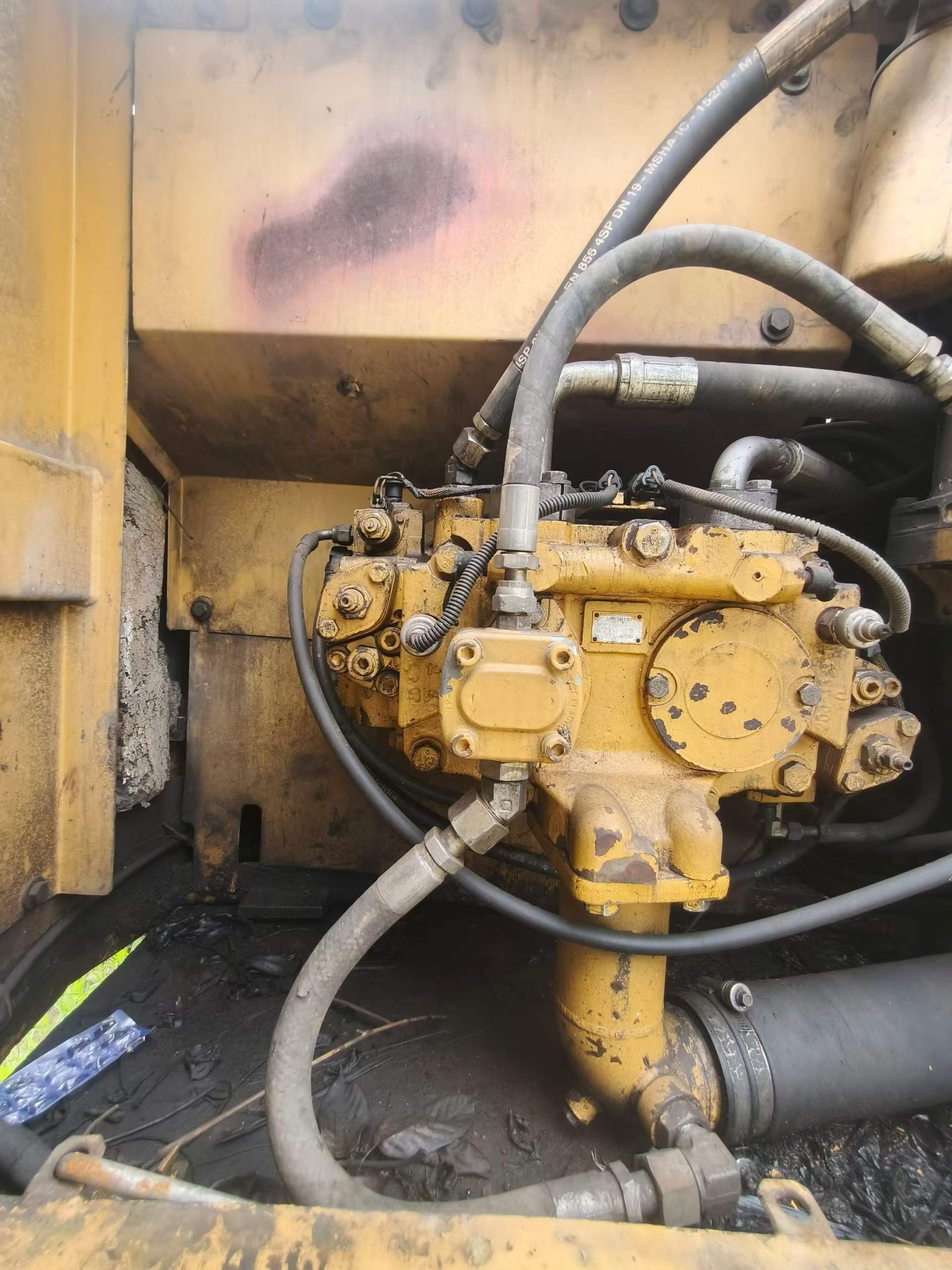 Buy Caterpillar 320D Used Excavator / 3 Buy Caterpillar 320D Used Excavator / 3
