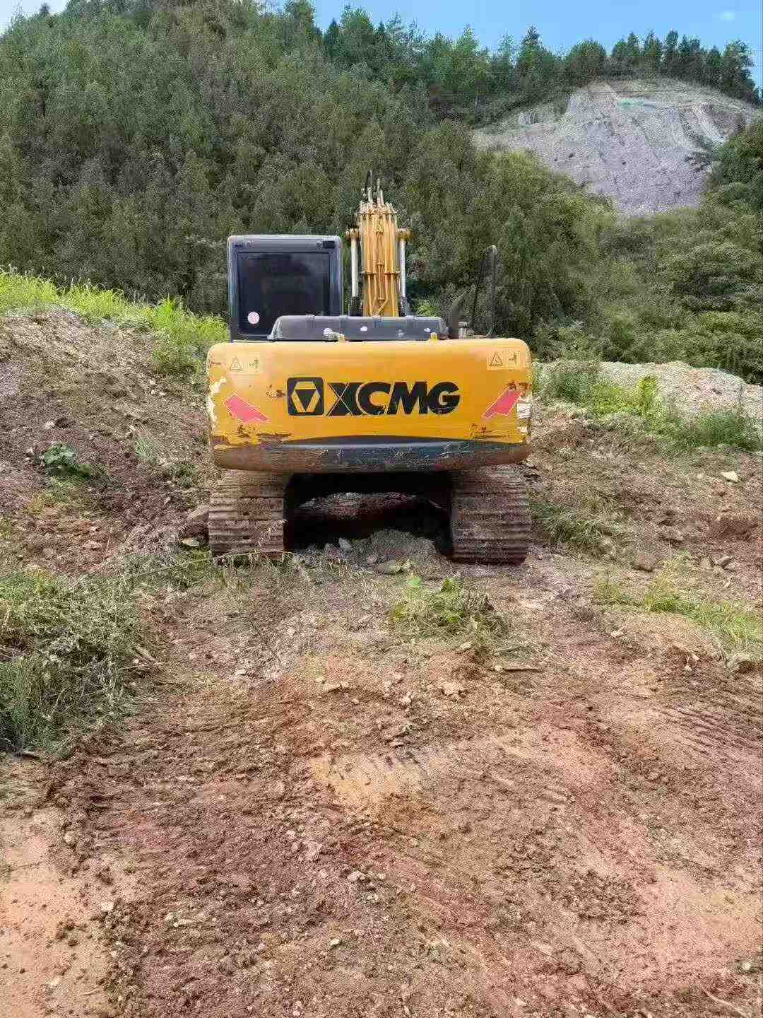 Buy XCMG XE150 Used Excavator / 4 Buy XCMG XE150 Used Excavator / 4