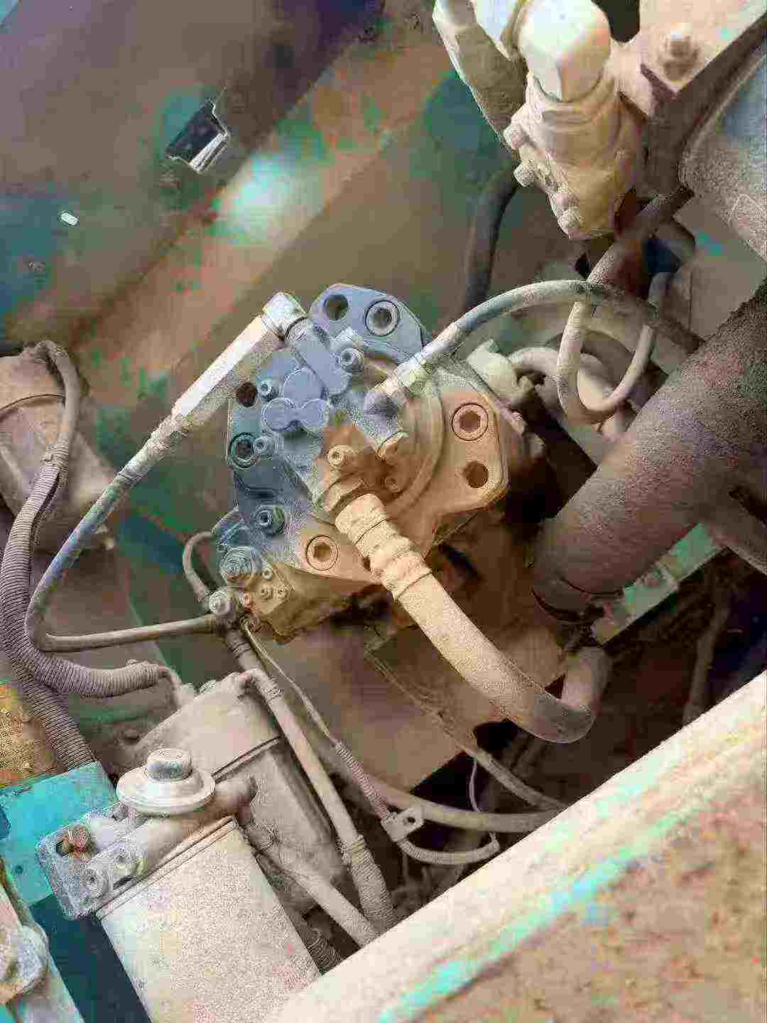Buy Kobelco SK210 Used Excavator / 4