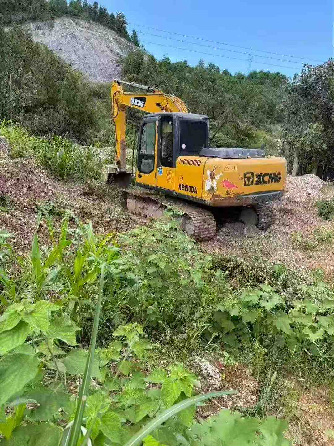 Buy XCMG XE150 Used Excavator / 2 Buy XCMG XE150 Used Excavator / 2
