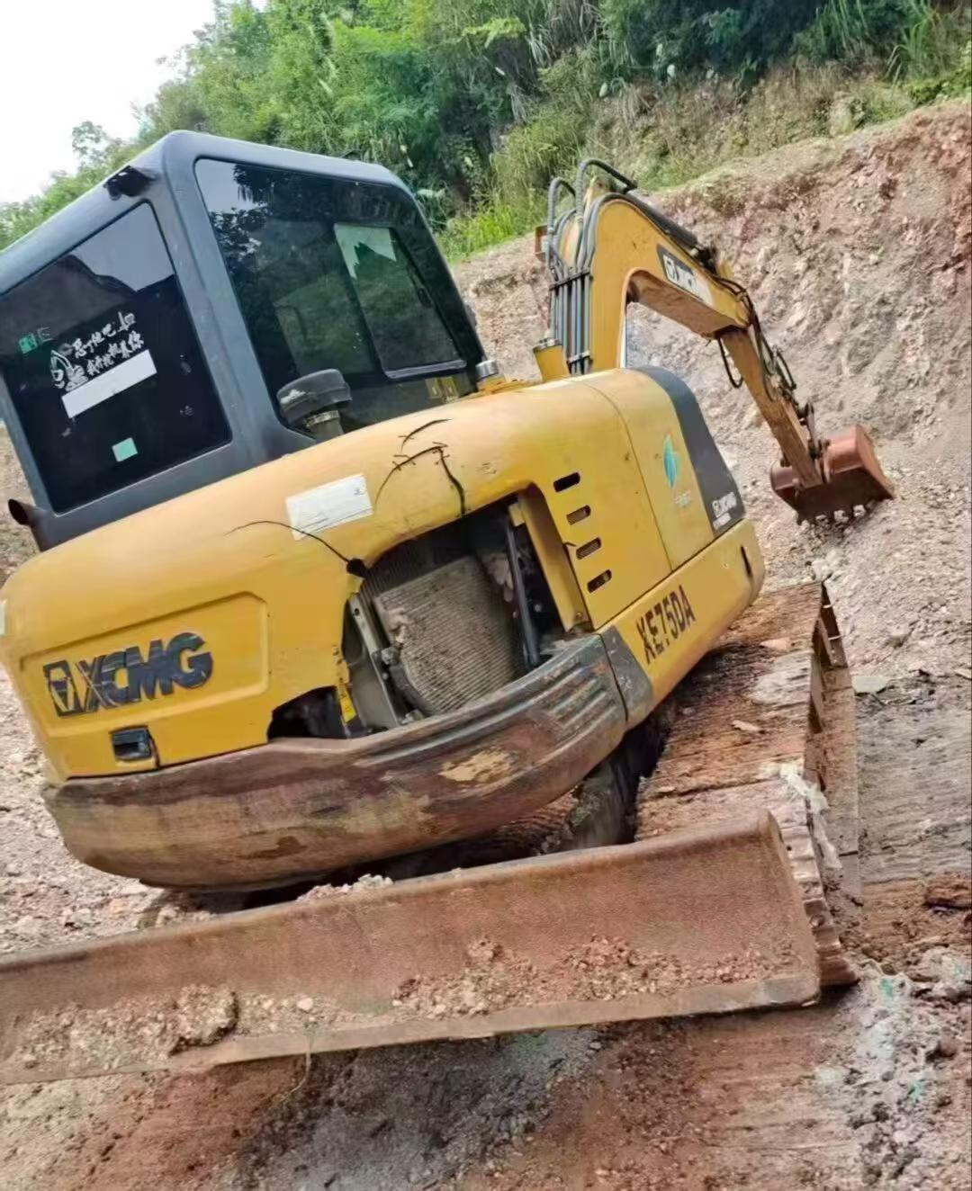 Buy XCMG XE65D Used Excavator / 8 Buy XCMG XE65D Used Excavator / 8