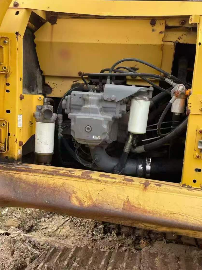 Buy Komatsu PC210-8 Used Excavator / 7 Buy Komatsu PC210-8 Used Excavator / 7