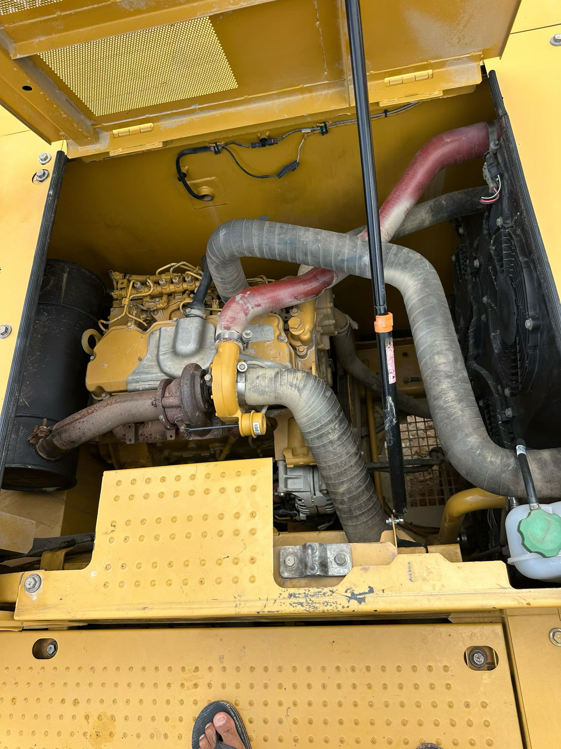 Buy Caterpillar 320GC Used Excavator / 5