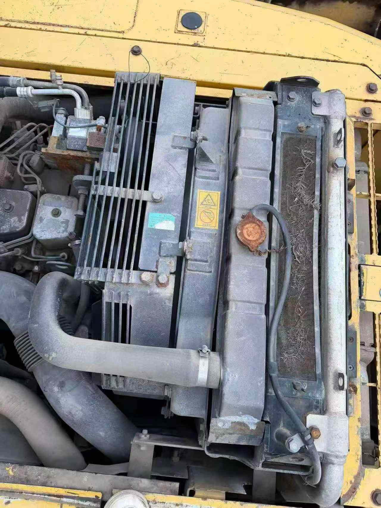Buy Komatsu PC200-7 Used Excavator / 6 Buy Komatsu PC200-7 Used Excavator / 6
