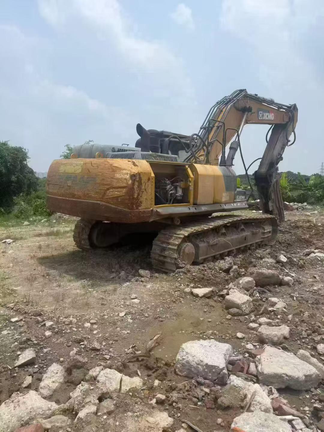Buy XCMG XE400T Used Excavator / 1