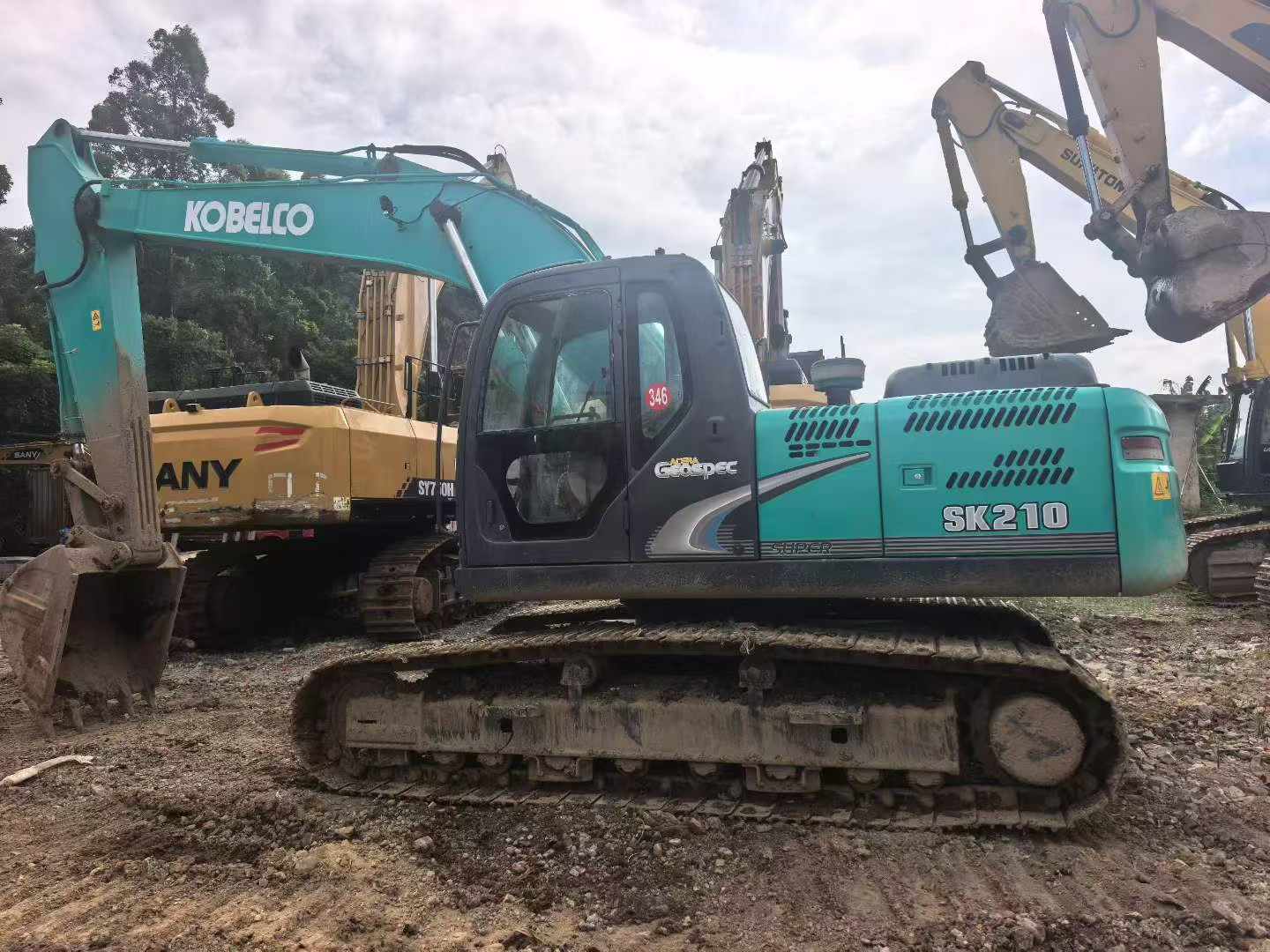 Buy Kobelco SK210 Used Excavator / 7