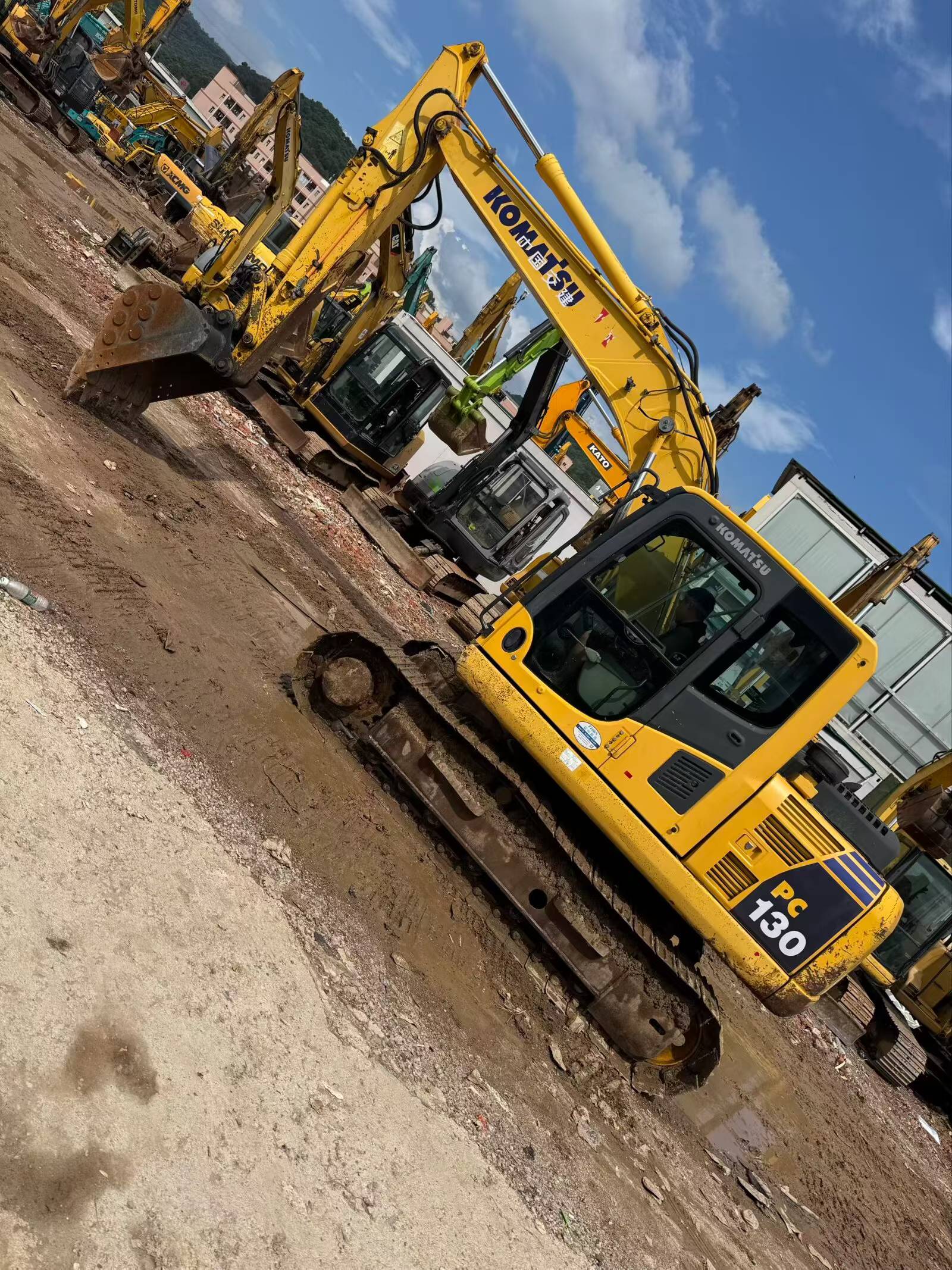 Buy Komatsu PC130-8 Used Excavator / 3