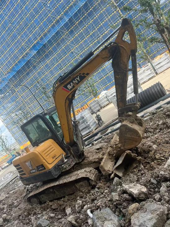 Buy Sany SY55 Used Excavator / 1