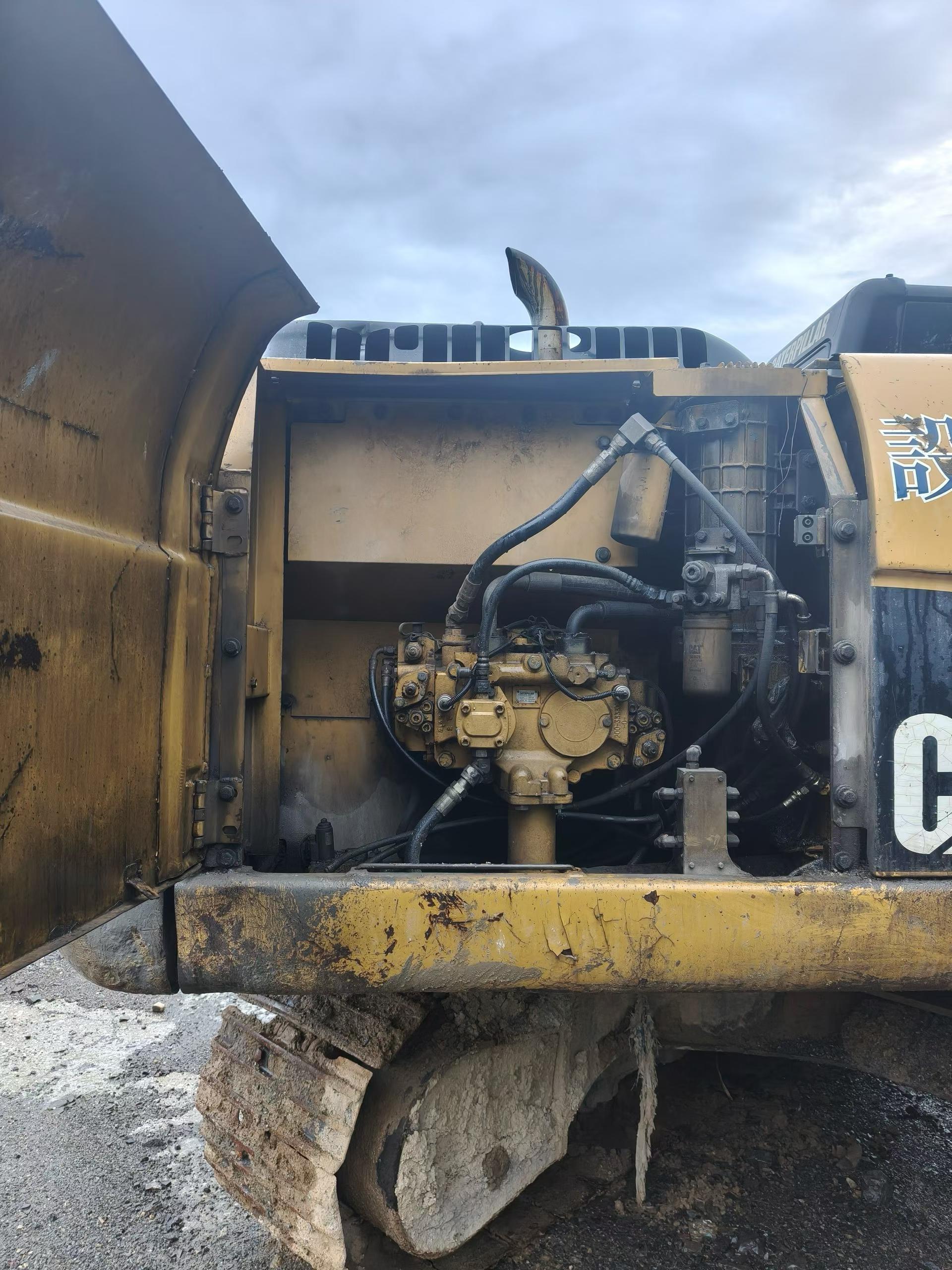 Buy Caterpillar 320D Used Excavator / 5 Buy Caterpillar 320D Used Excavator / 5