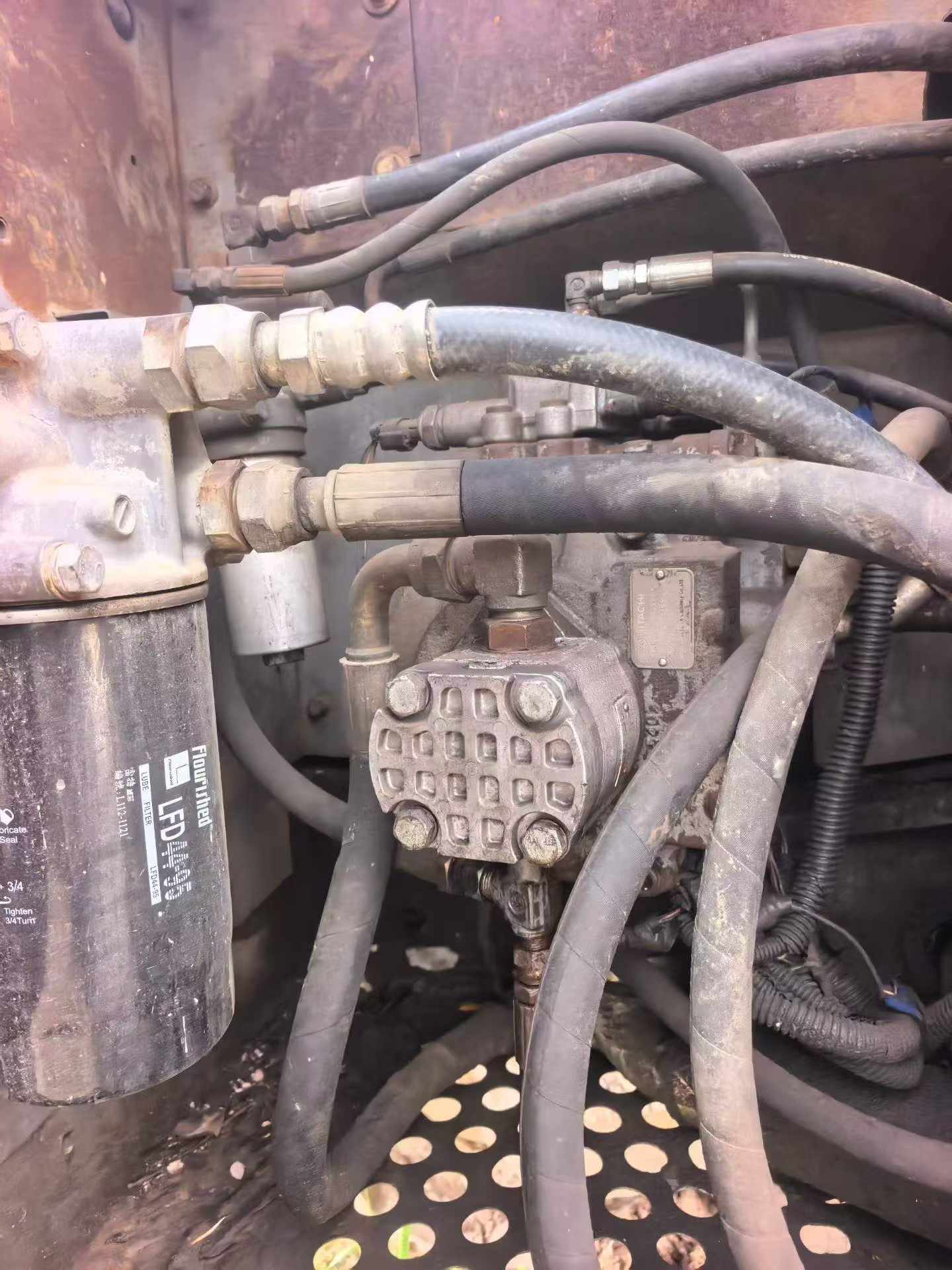 Buy Hitachi EX120-6 Used Excavator / 6 Buy Hitachi EX120-6 Used Excavator / 6