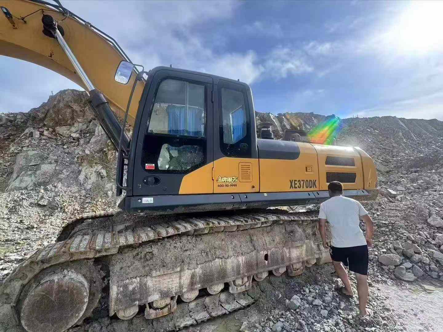 Buy XCMG XE380K Used Excavator / 4 Buy XCMG XE380K Used Excavator / 4