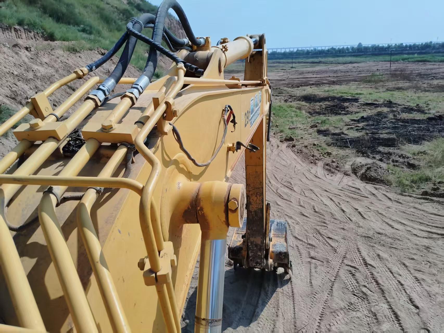 Buy Sumitomo SH135 Used Excavator / 9 Buy Sumitomo SH135 Used Excavator / 9