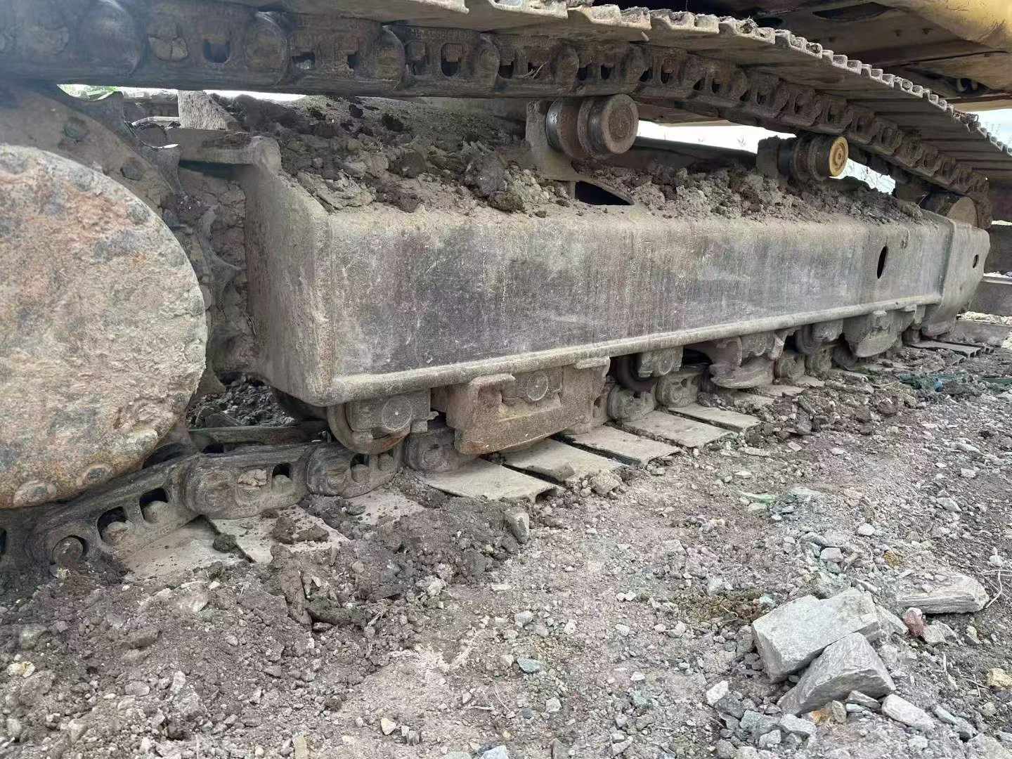Buy Komatsu PC200 Used Excavator / 8 Buy Komatsu PC200 Used Excavator / 8
