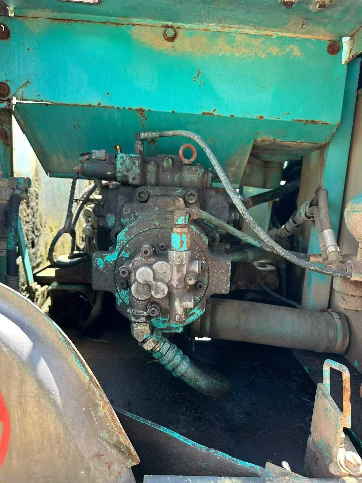 Buy Kobelco SK200-5.5 Used Excavator / 8 Buy Kobelco SK200-5.5 Used Excavator / 8