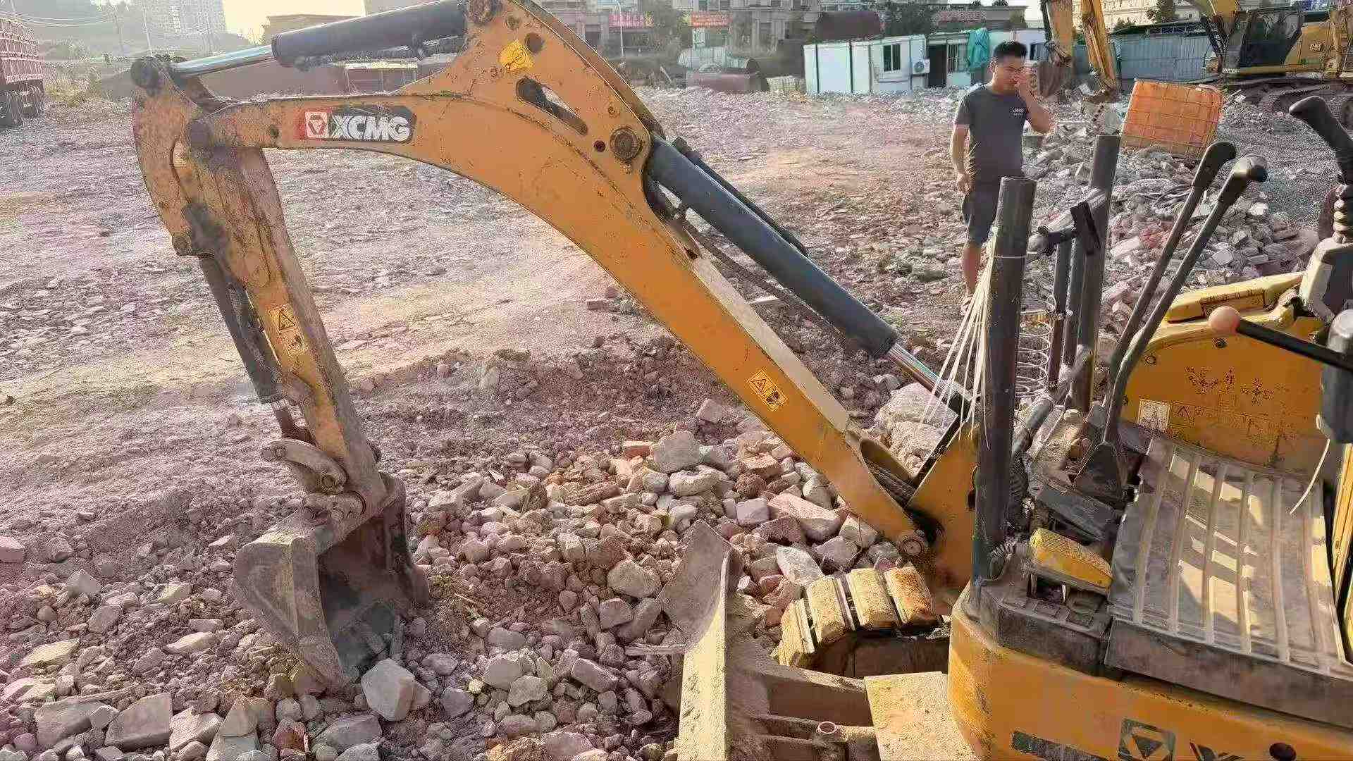 Buy XCMG XE17U Used Excavator / 3 Buy XCMG XE17U Used Excavator / 3