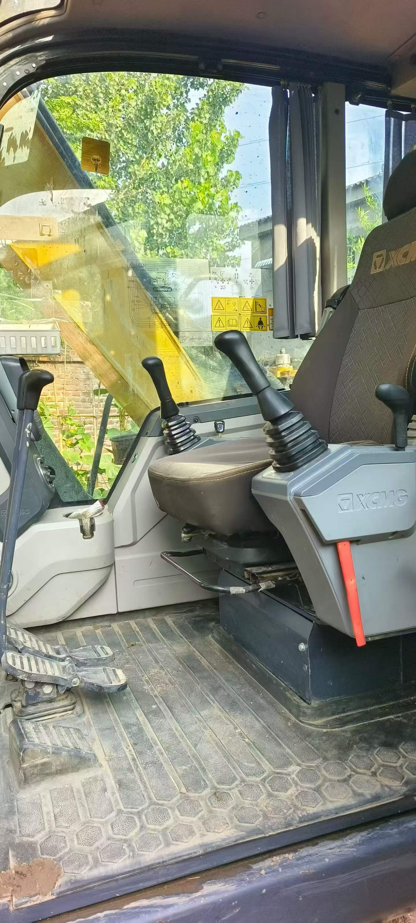 Buy XCMG XE75C Used Excavator / 3 Buy XCMG XE75C Used Excavator / 3