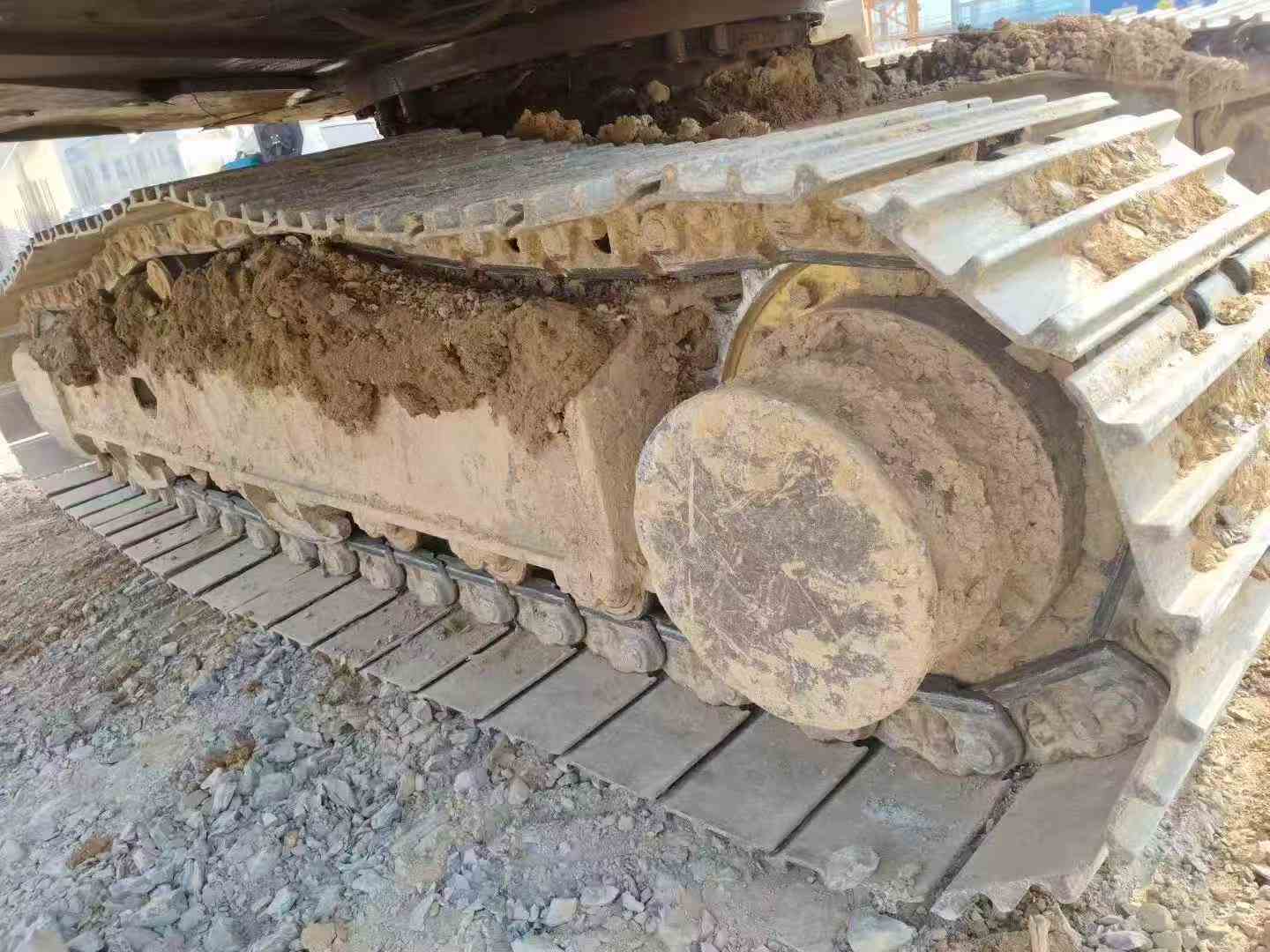 شراء حفارة Hitachi ZX240 مستعملة / 6