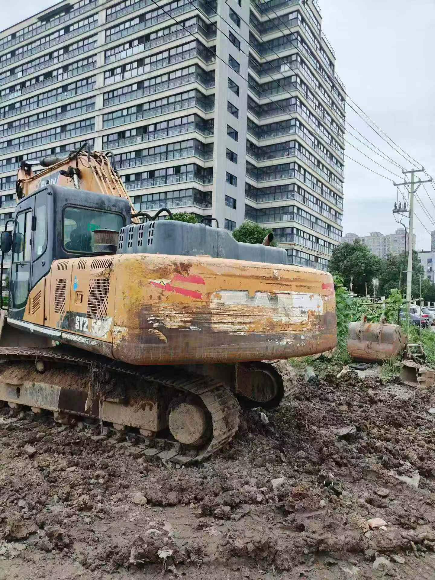 Buy Sany SY205C Used Excavator / 2 Buy Sany SY205C Used Excavator / 2