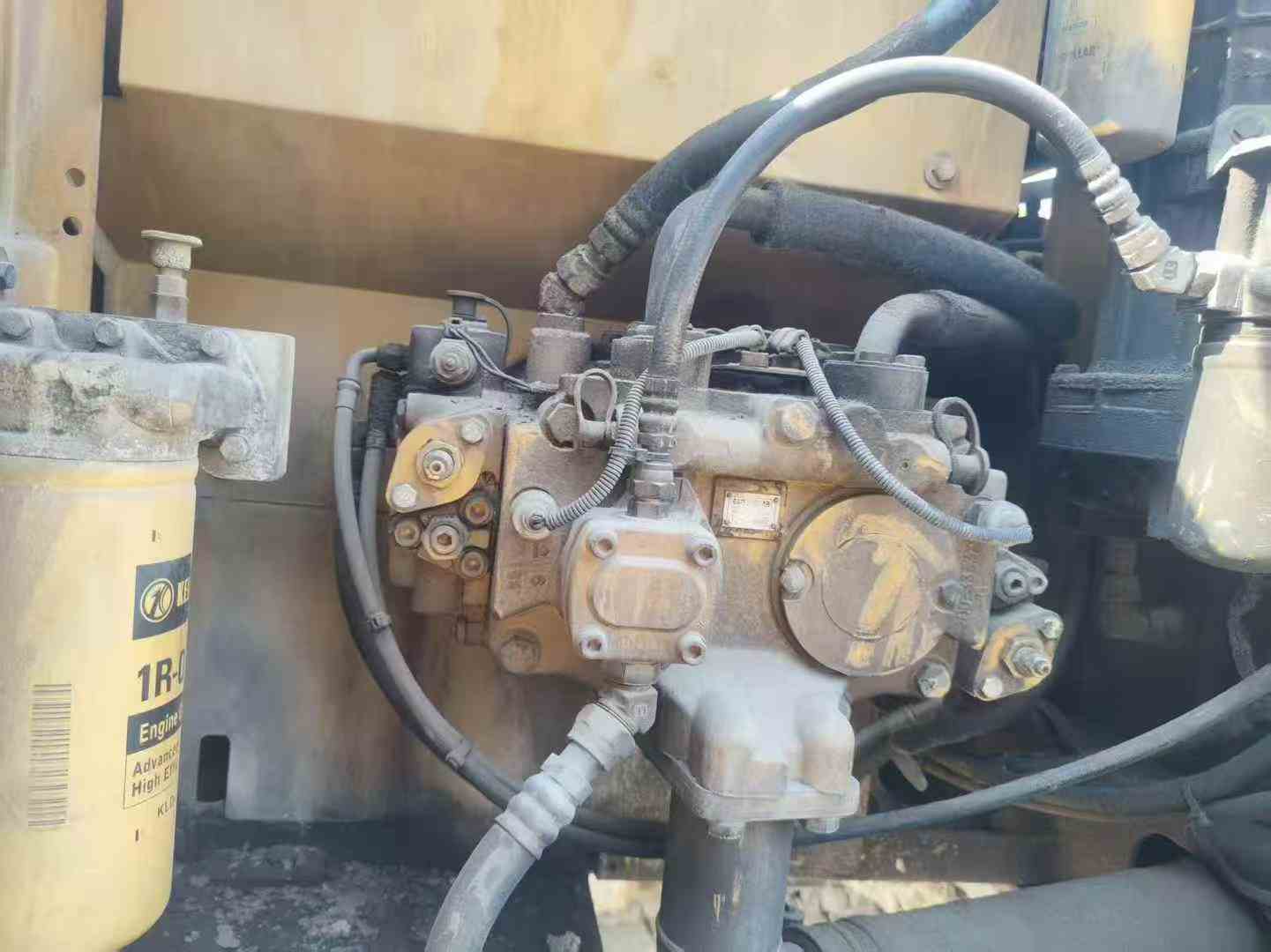 Buy Caterpillar 320A Used Excavator / 6 Buy Caterpillar 320A Used Excavator / 6
