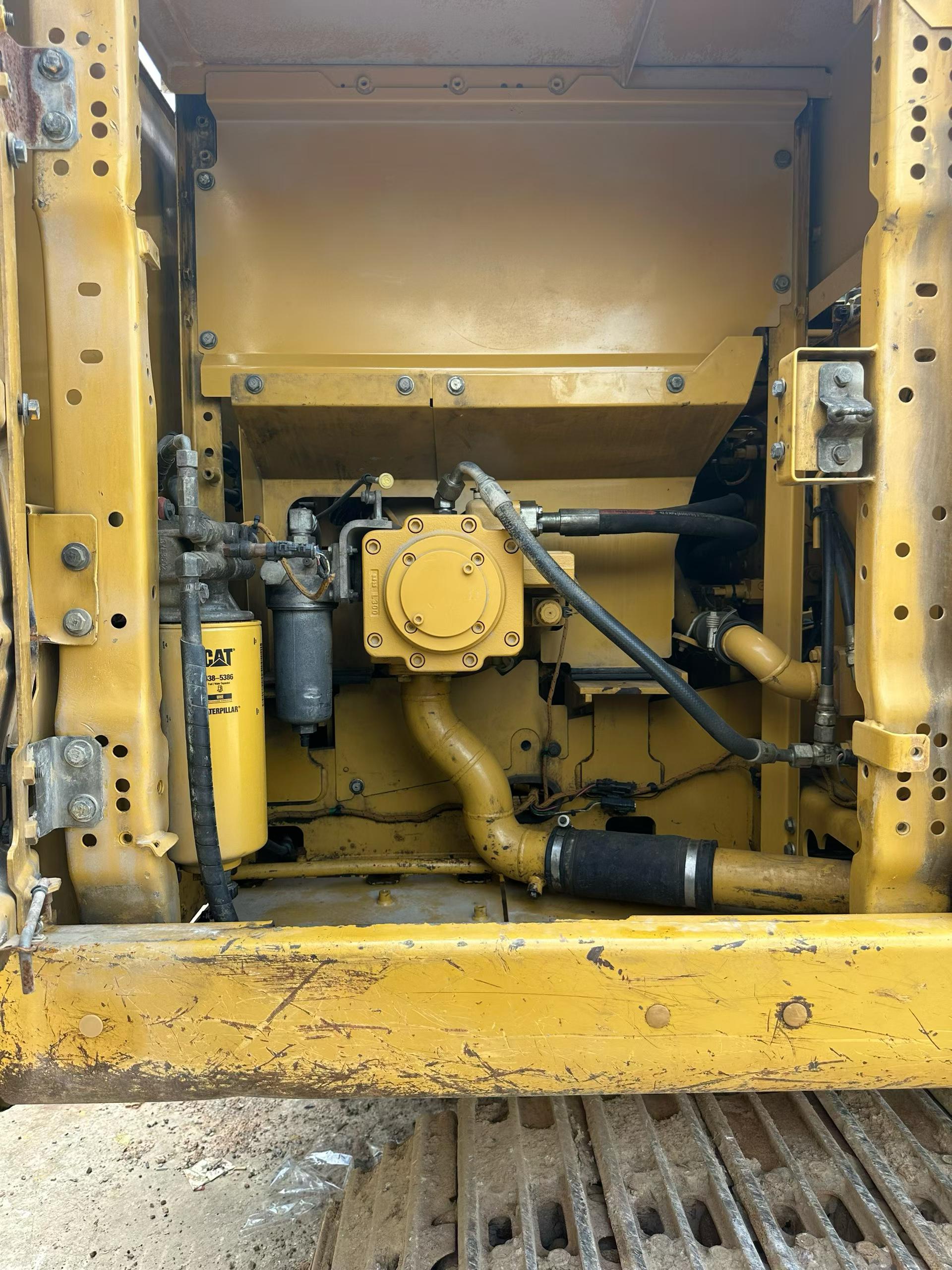 Buy Caterpillar 320GC Used Excavator / 2