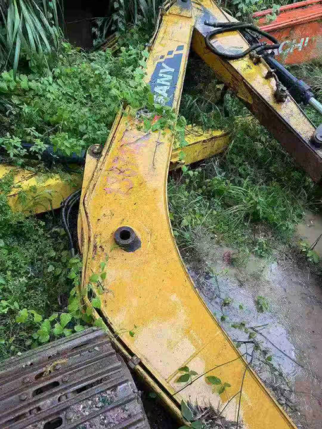Buy Sany SY135 Used Excavator / 6 Buy Sany SY135 Used Excavator / 6