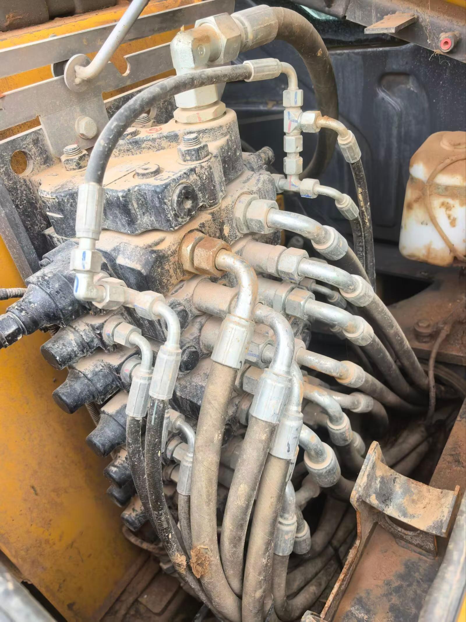 Buy XCMG XE60 Used Excavator / 3 Buy XCMG XE60 Used Excavator / 3