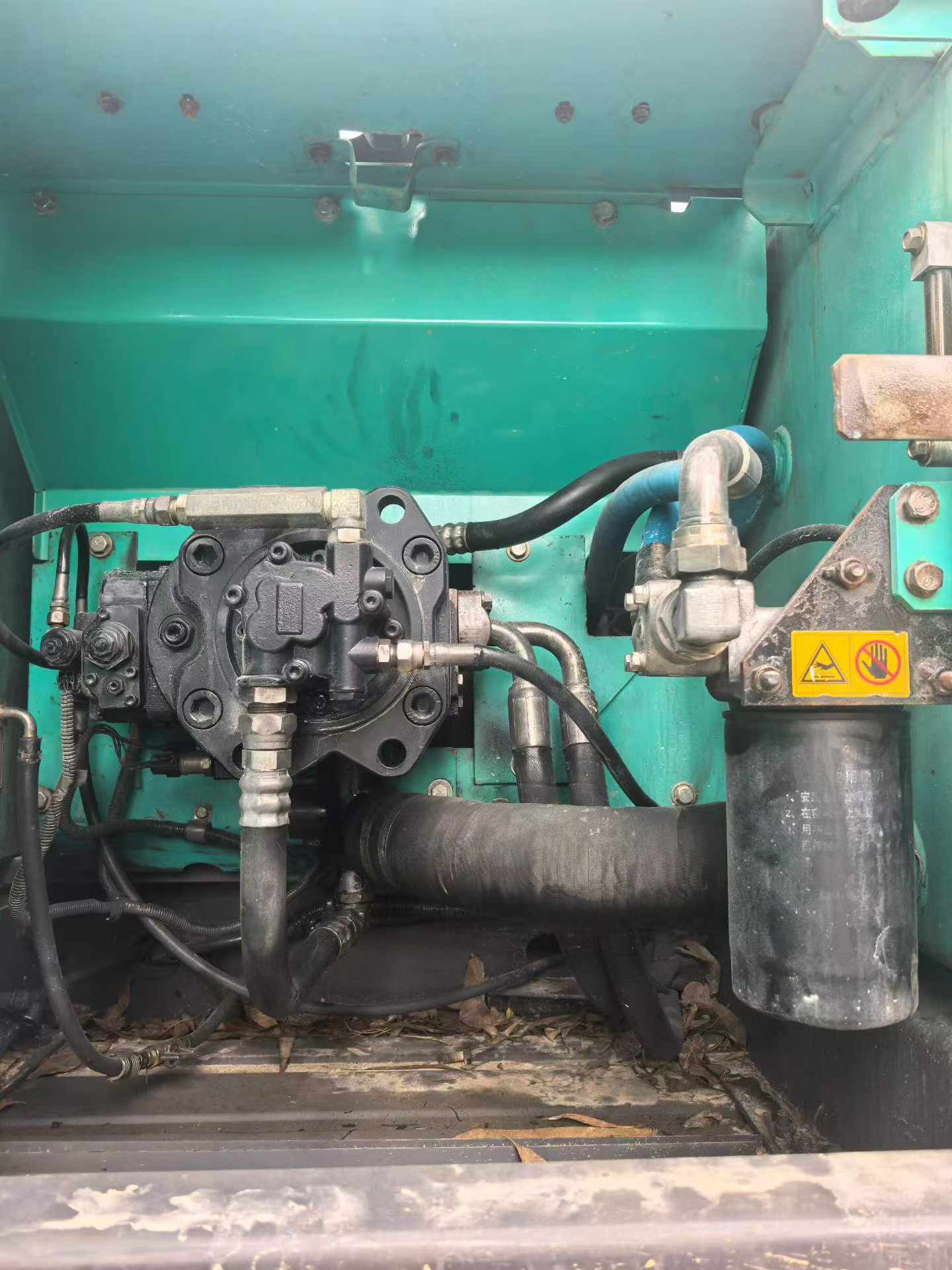 Buy Kobelco SK210 Used Excavator / 5