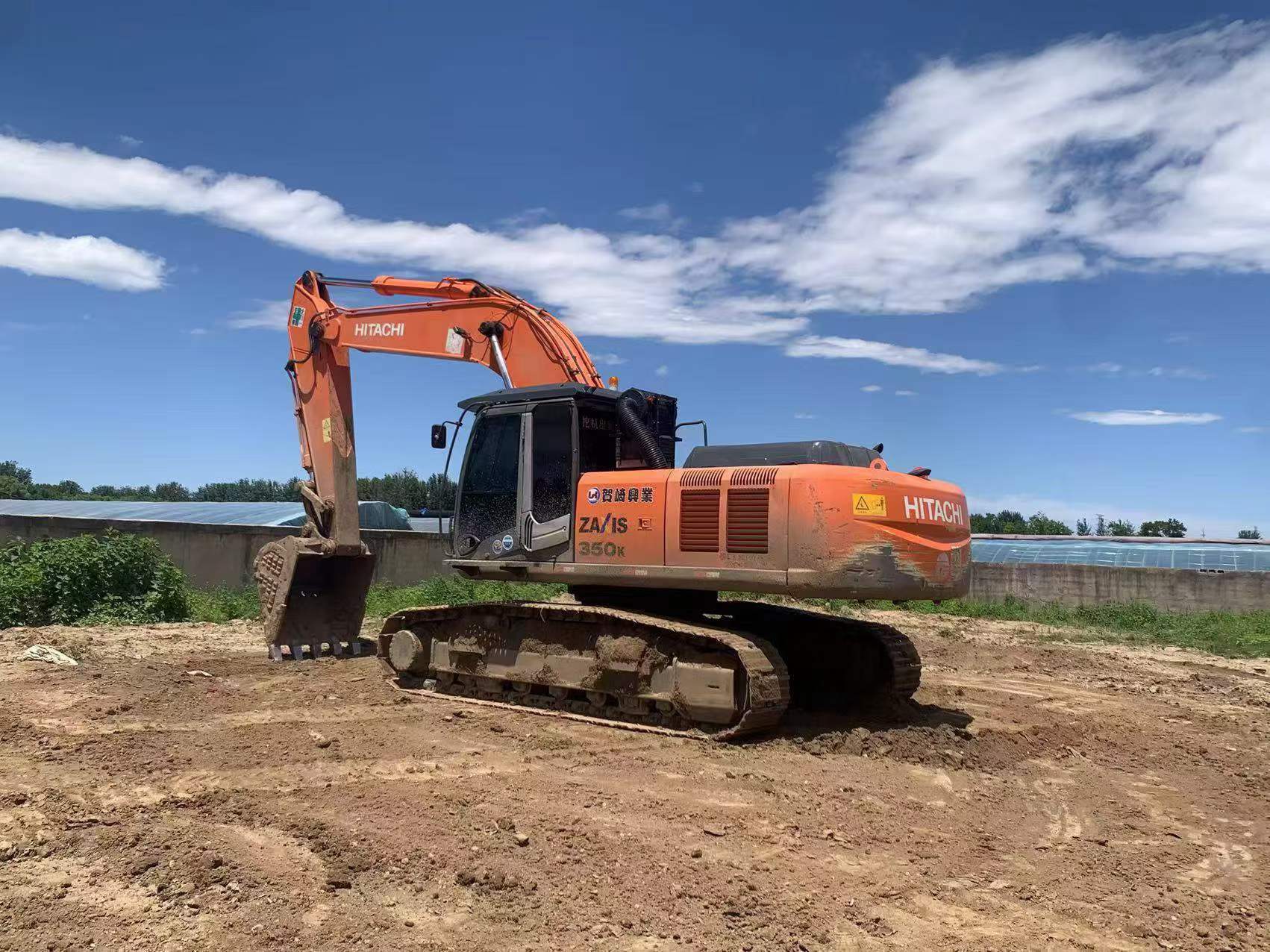 Buy Hitachi ZX350K Used Excavator / 2 Buy Hitachi ZX350K Used Excavator / 2