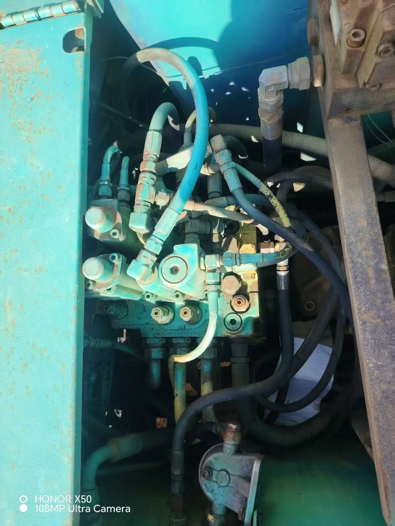 Buy Kobelco SK120 Used Excavator / 2 Buy Kobelco SK120 Used Excavator / 2