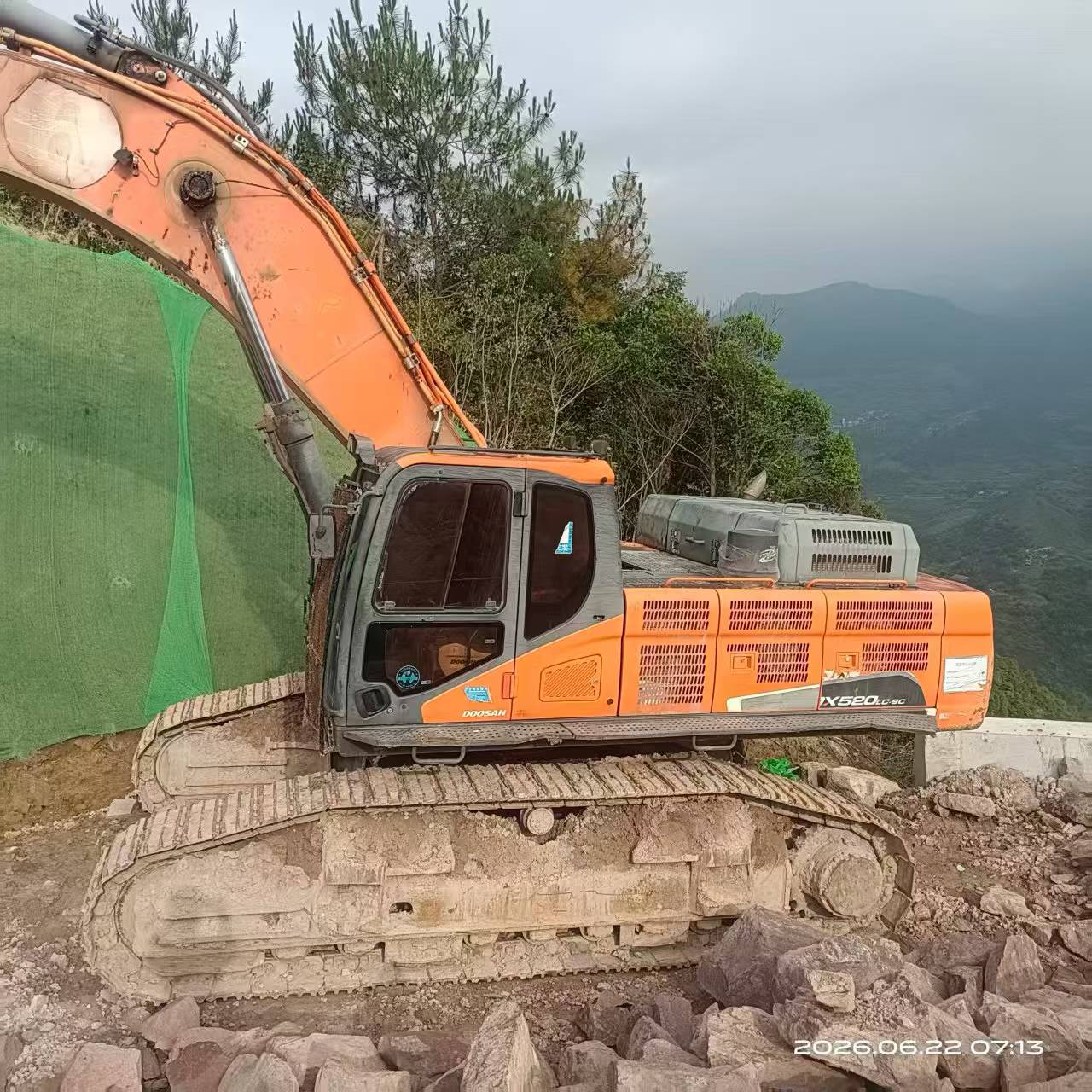 Buy Doosan DH500 Used Excavator / 1