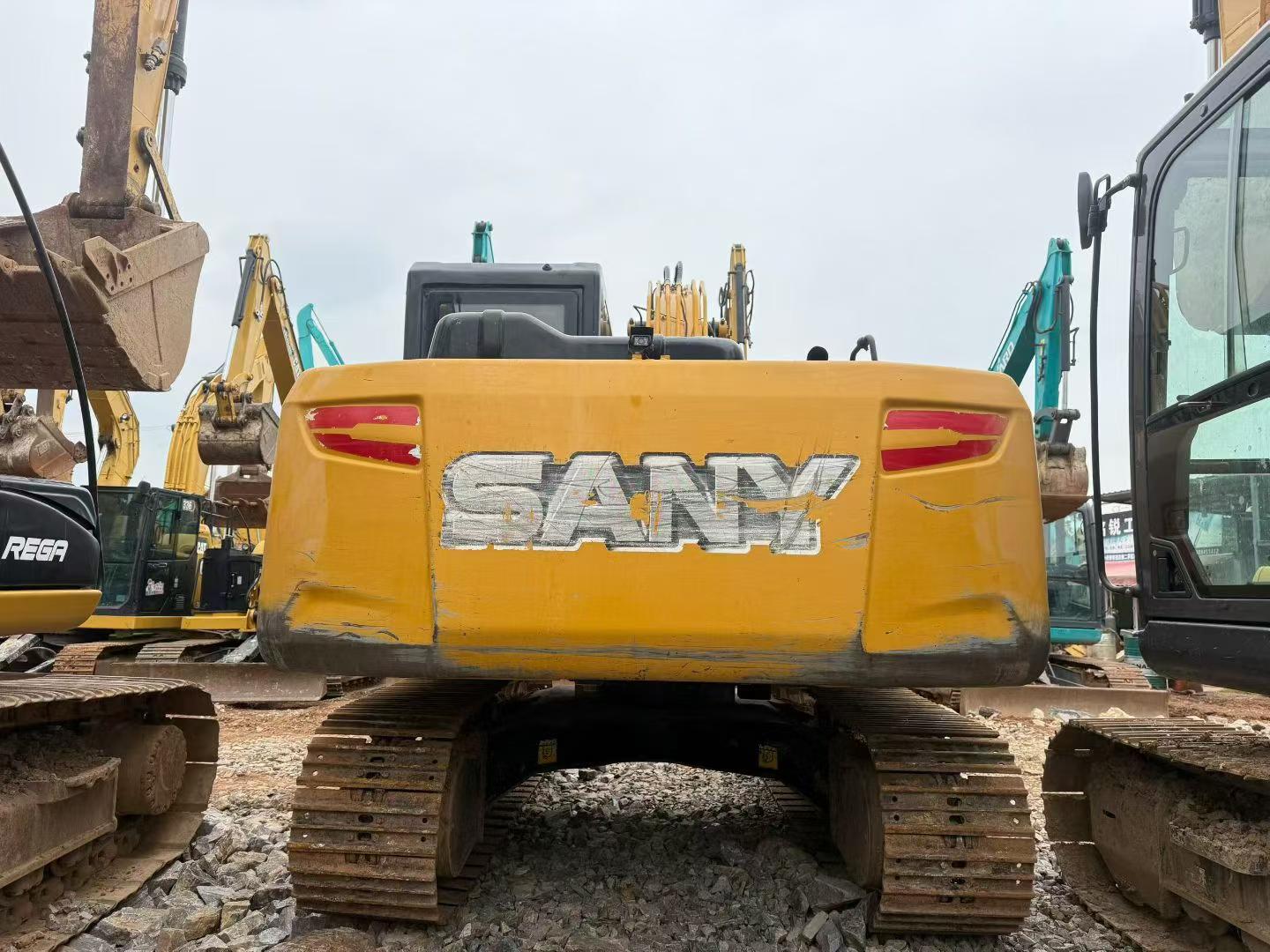 Buy Sany SY135 Used Excavator / 3 Buy Sany SY135 Used Excavator / 3