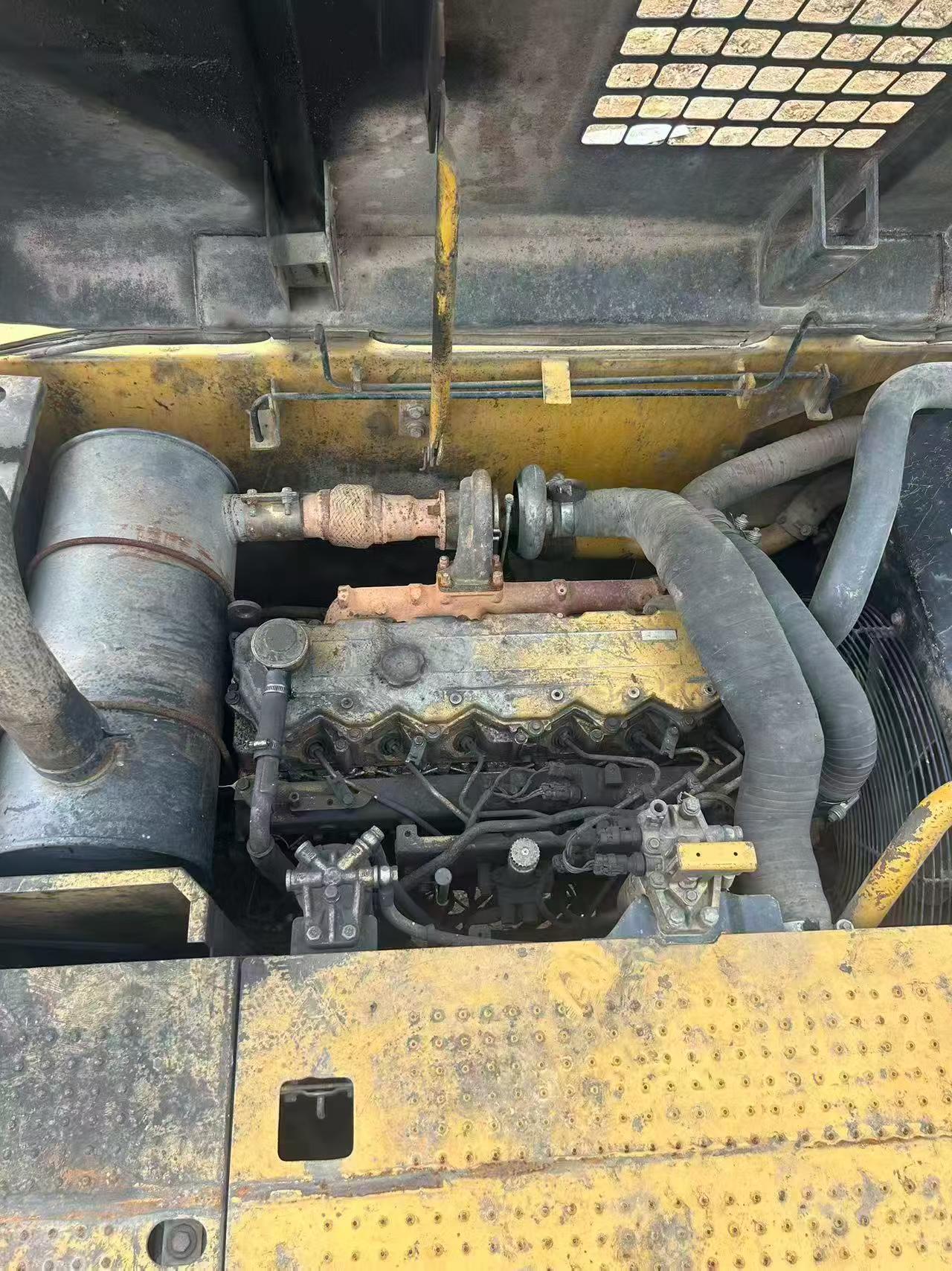 Buy Caterpillar 320D Used Excavator / 1