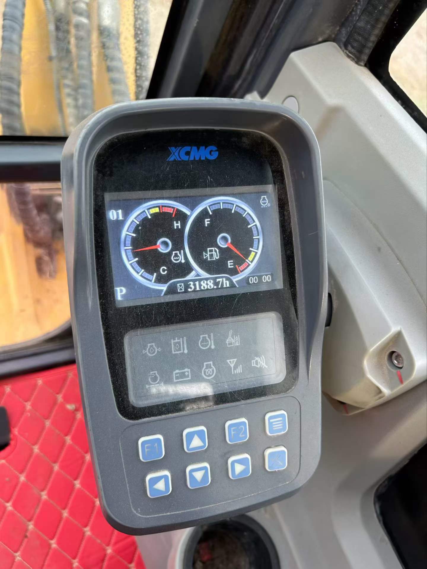 Buy XCMG XE60 Used Excavator / 4 Buy XCMG XE60 Used Excavator / 4