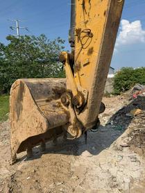 Buy Caterpillar 323 Used Excavator / 2 Buy Caterpillar 323 Used Excavator / 2