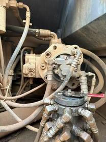 Buy Kato HD820V Used Excavator / 4 Buy Kato HD820V Used Excavator / 4