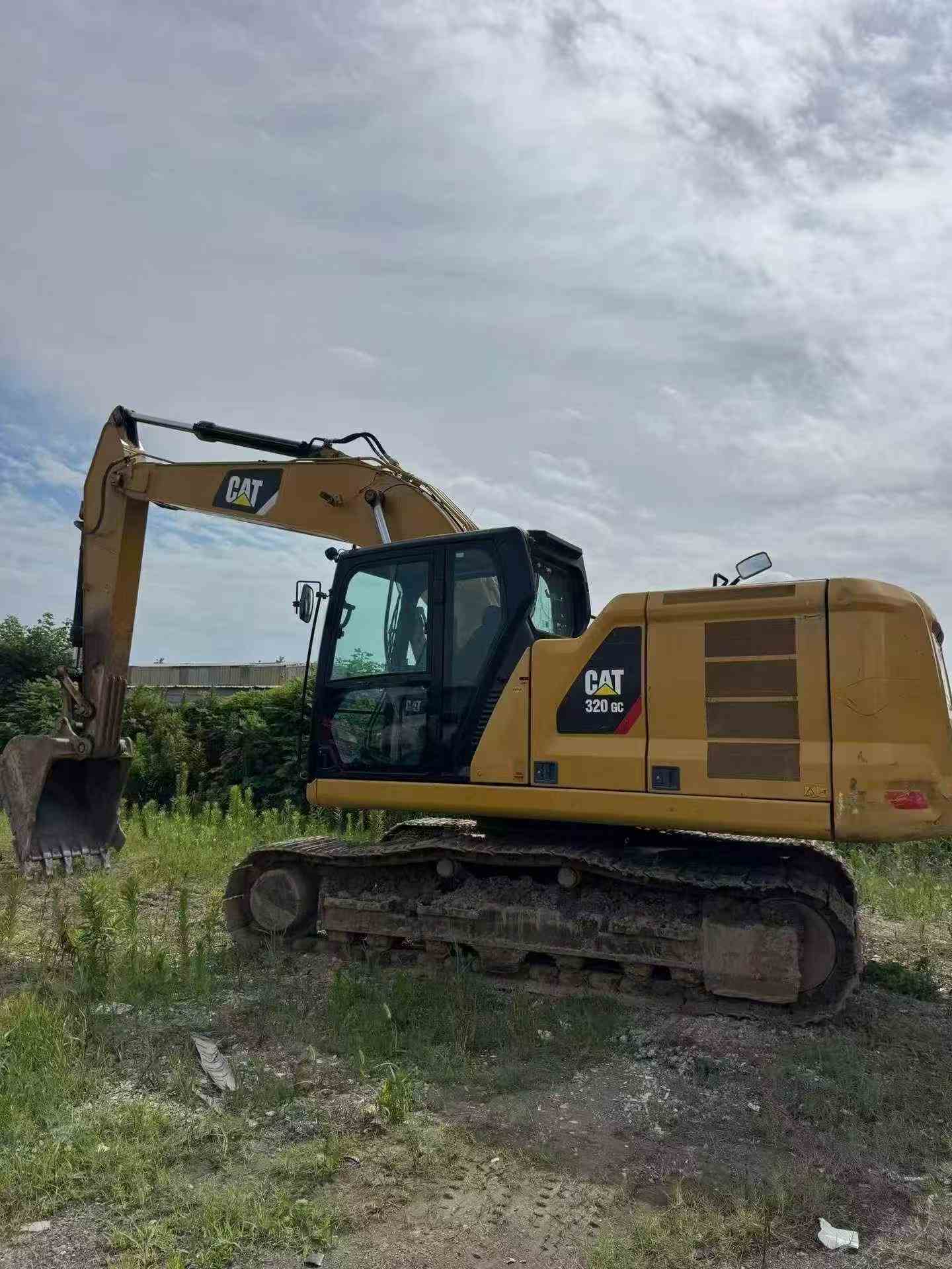 Buy Caterpillar 320A Used Excavator / 3 Buy Caterpillar 320A Used Excavator / 3
