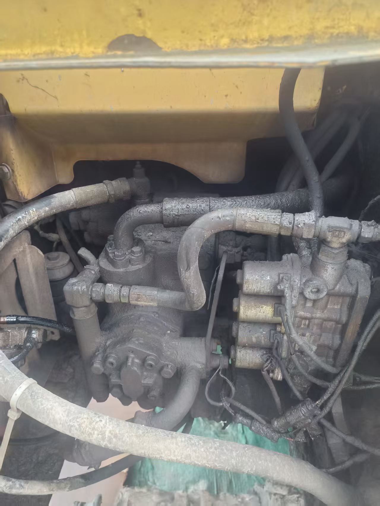 Buy Komatsu PC120-6E Used Excavator / 4 Buy Komatsu PC120-6E Used Excavator / 4