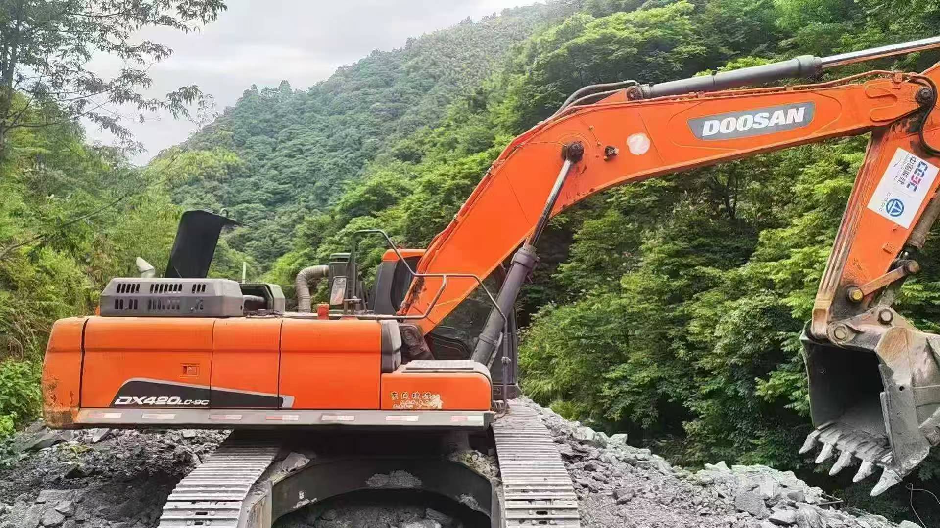 Buy Doosan DX380 Used Excavator / 6 Buy Doosan DX380 Used Excavator / 6
