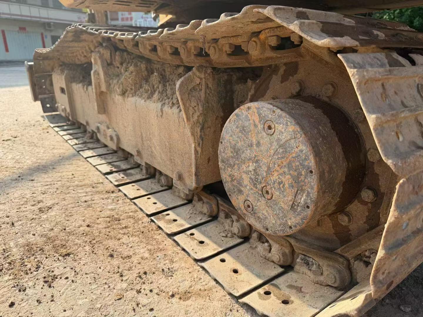 Buy XCMG XE60 Used Excavator / 4 Buy XCMG XE60 Used Excavator / 4